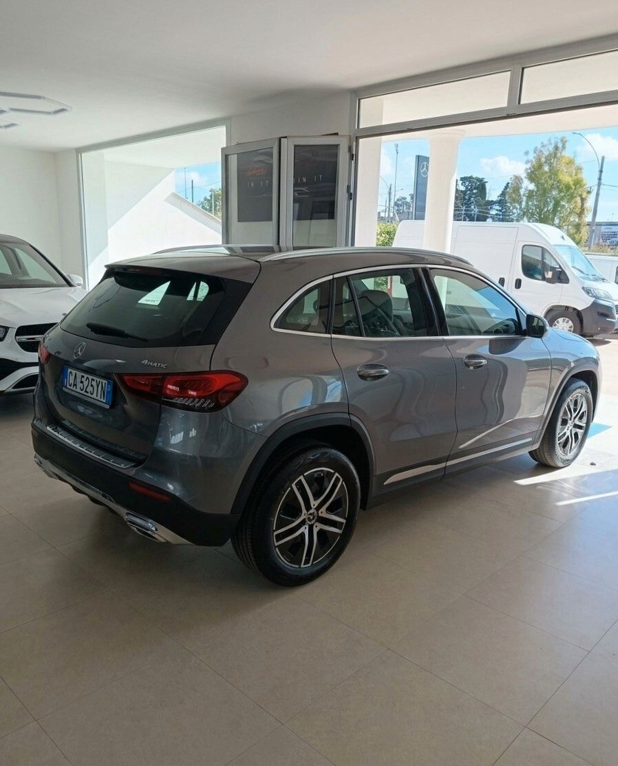 Mercedes-Benz Mercedes-benz GLA 220 d Automatic 4Matic Sport P imagem 3