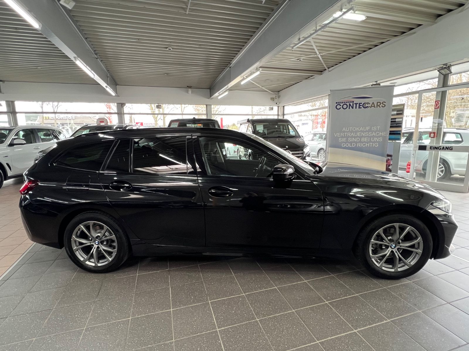 BMW 318d Touring AHK-schwenkbar+Harman-Kardon uvm.