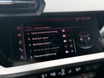 Audi A3 Sportback 40 TFSI *LED*ACC*SHZ*RFK*MFL*PDC*