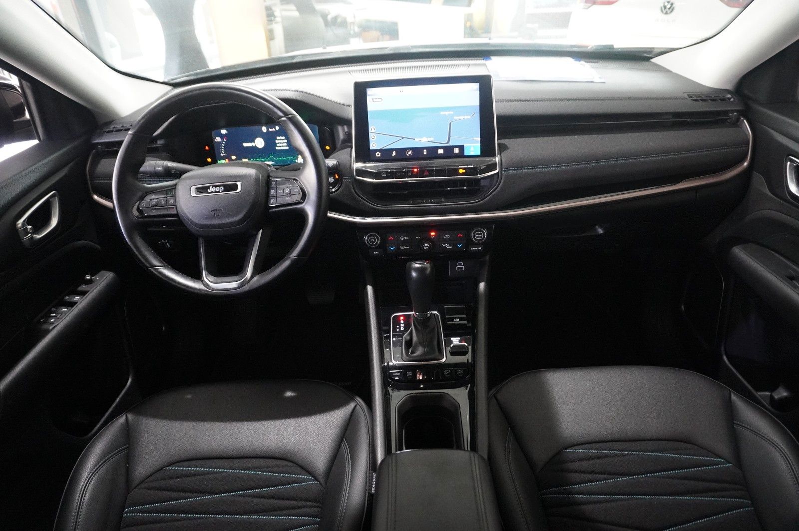 Fahrzeugabbildung Jeep Compass 1.3 4X4 HYBRID NAVI/LED/KAMERA/VIRTU/DAB