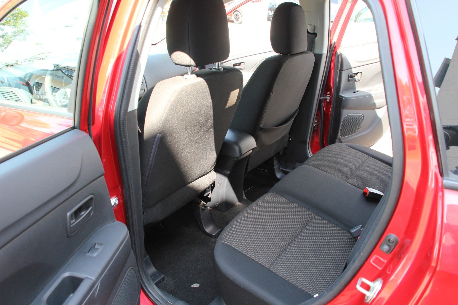 Fahrzeugabbildung Mitsubishi ASX 1.6 Basis