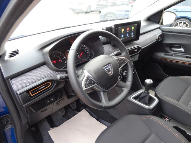Fahrzeugabbildung Dacia Sandero III Stepway Comfort/1.Hd/LED/AHK/67TKM/