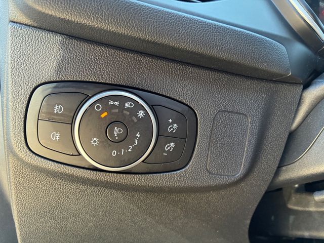 Fahrzeugabbildung Ford Focus Turnier 1,5 EcoB >KAM/NAV/LED/PDC/Sitzheiz