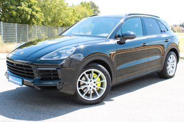 Porsche Cayenne - 2