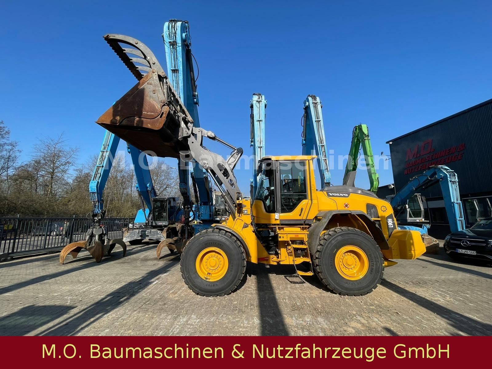Fahrzeugabbildung Volvo L 90 H / ZSA / AC / BSS / Hochkippgreifschaufel