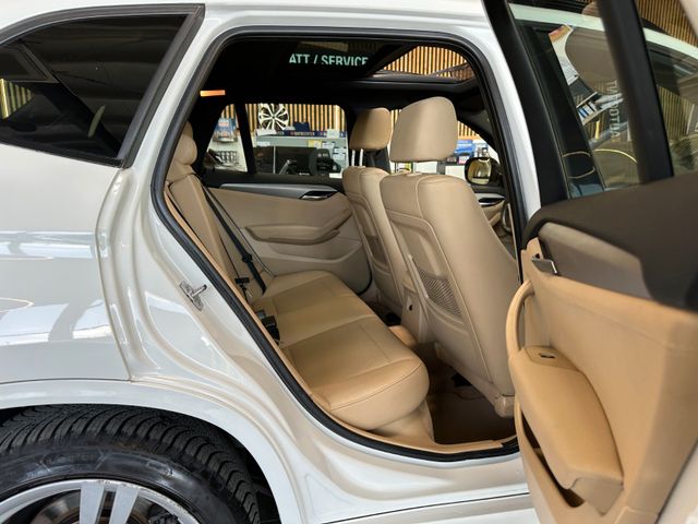 BMW X1 18 d *M-Paket*NAVI*TEMPO*PDC*PANO*