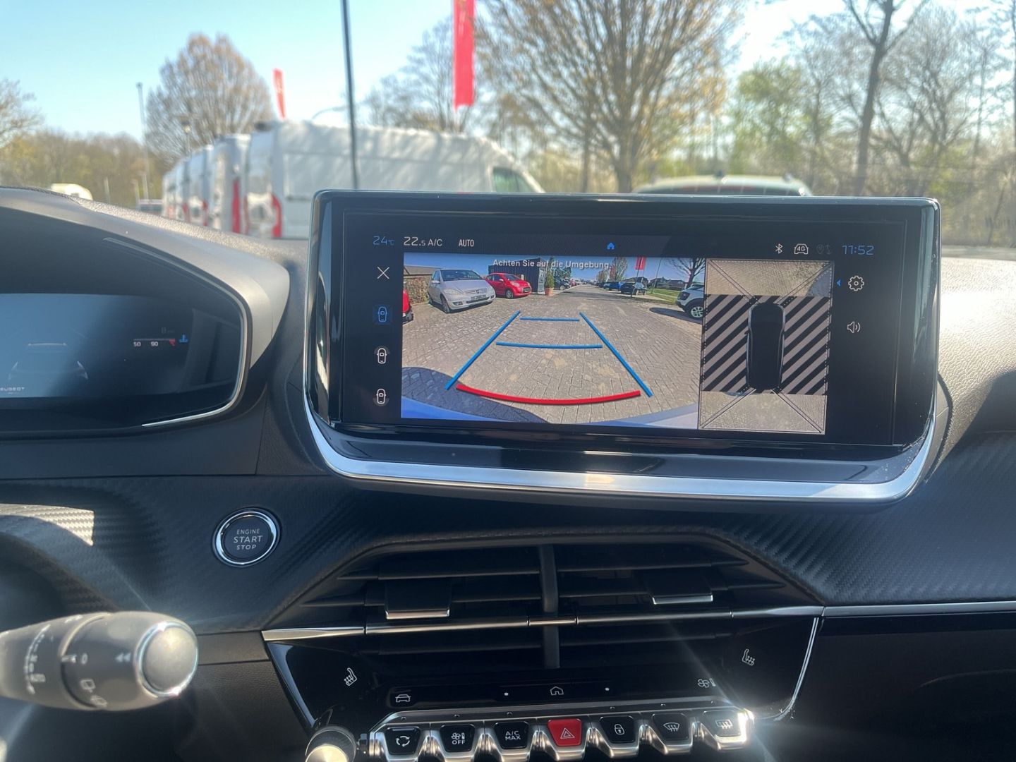 Fahrzeugabbildung Peugeot 2008 Allure 130 Puretech EAT8    ACC  CarPlay
