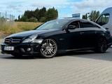 Mercedes-Benz CLS 63 AMG AMG - Mercedes-Benz Coupé aus dem Jahr 2009
