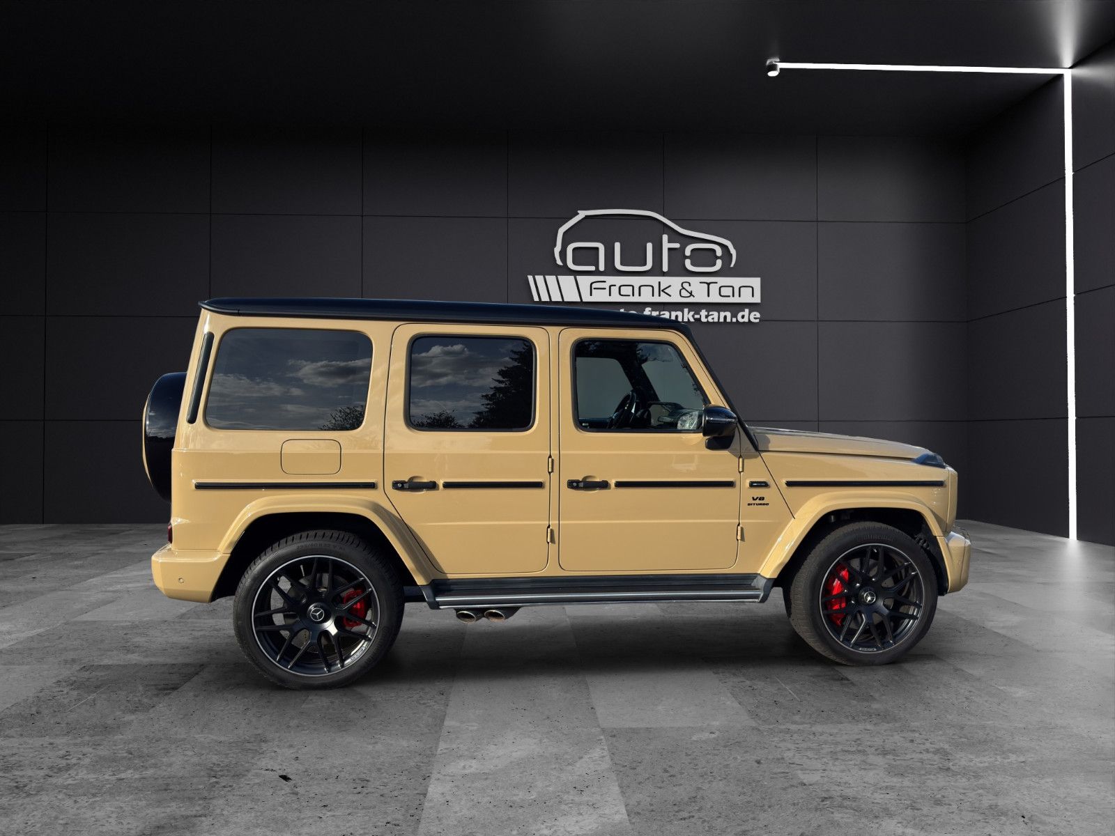 Fahrzeugabbildung Mercedes-Benz G 63 AMG/Garantie/Sdhz/Drivers/Sonderlack/AHK/