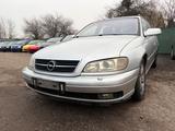 Opel Omega 2.2 DTI 16V Design Edition, Xenon, Leder ! - Opel Omega mit Diesel-Antrieb
