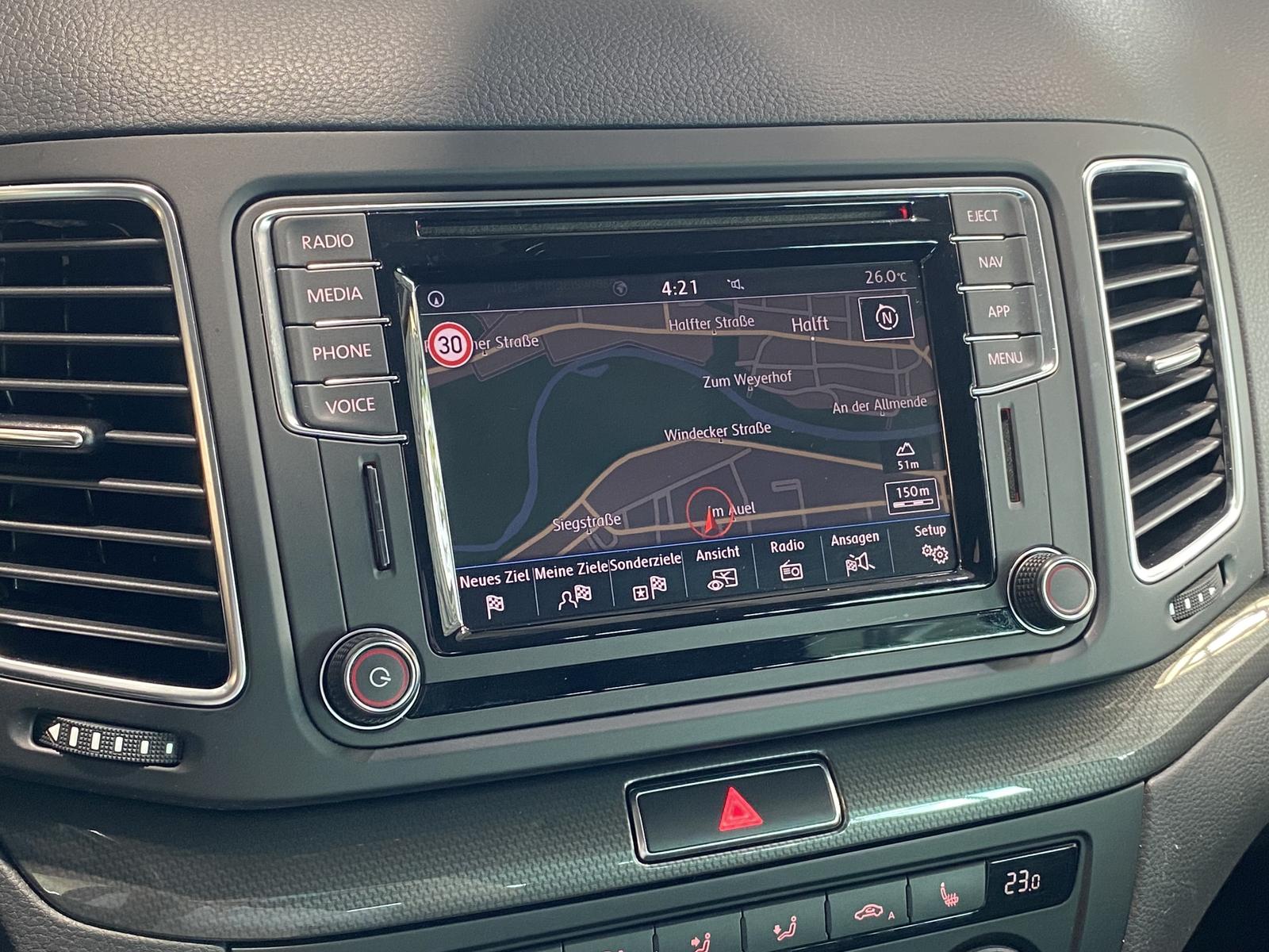 Volkswagen Sharan IQ.DRIVE 7-Sitzer R.Cam Navi AHK ACC SHZ, миниатюра 24