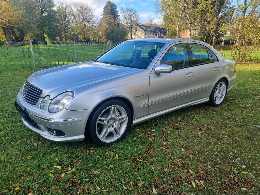 Mercedes-Benz E 55 AMG