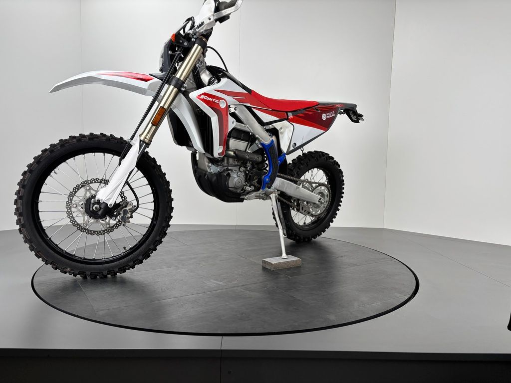 Fahrzeugabbildung Fantic XEF 450 Enduro 4T *SERVICE NEU