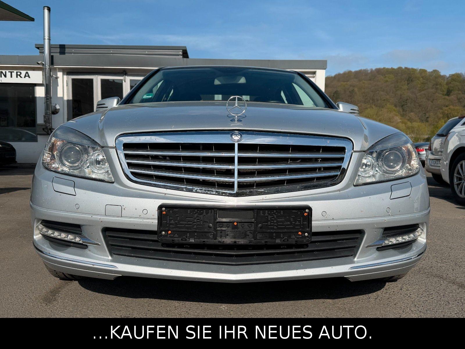 Mercedes-Benz C 200  Limousine CGI BlueEfficiency*Navi*Xenon*P