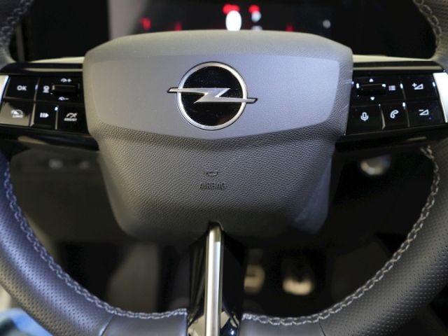 Astra L ST ULTIMATE AT+AHK+LED+NAVI+360 GRAD KAM