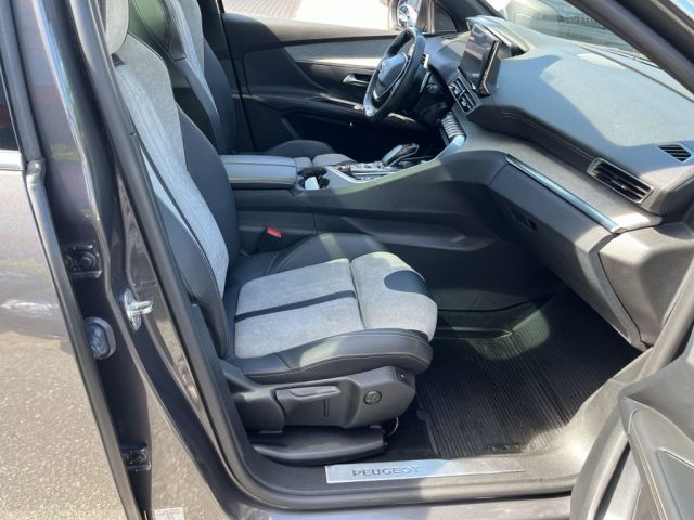 Peugeot 3008 Hybrid4 300 e-EAT8 GT Pack