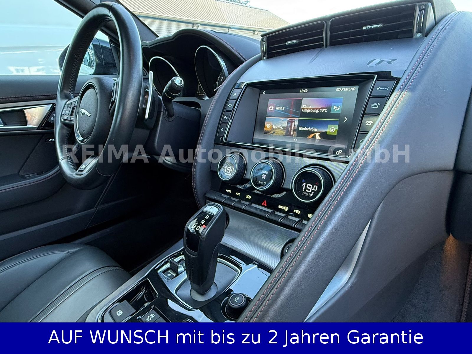 Fahrzeugabbildung Jaguar F-TYPE Coupe R  AWD, Pano, deutsche Auslieferung