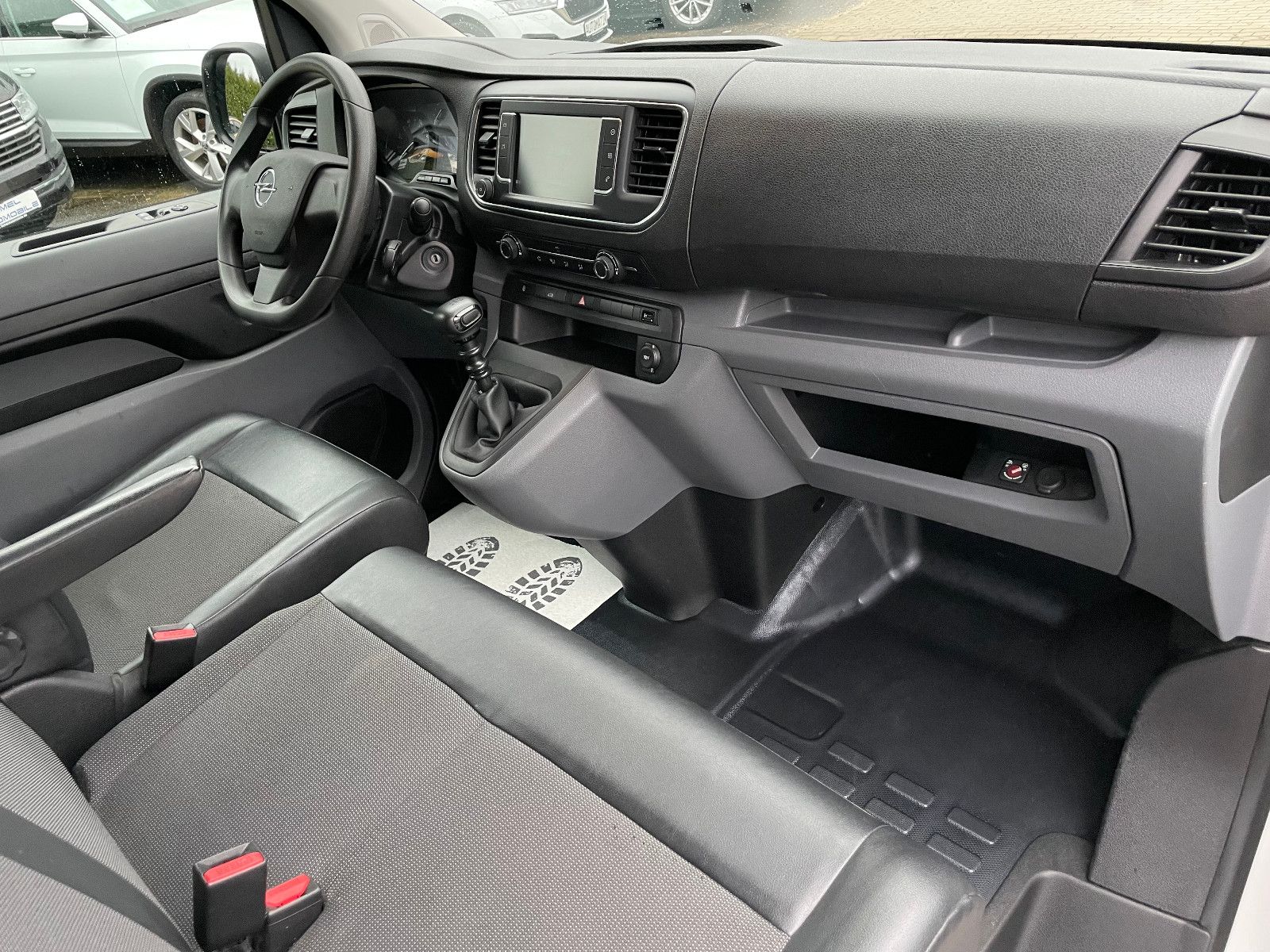 OPEL Vivaro, 2020, Diesel, 122 PS