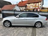 BMW 330 3 Limousine 330d Xenon PDC SHZ EU5 - BMW 330 aus 2009: D