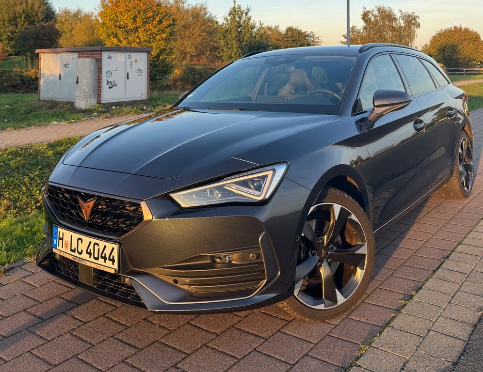 Image of Cupra Leon