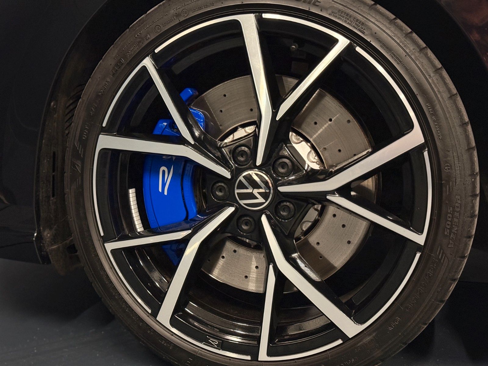 Volkswagen Golf R Performance 4Mot. 19Zoll PANORAMA LEDER foto 4