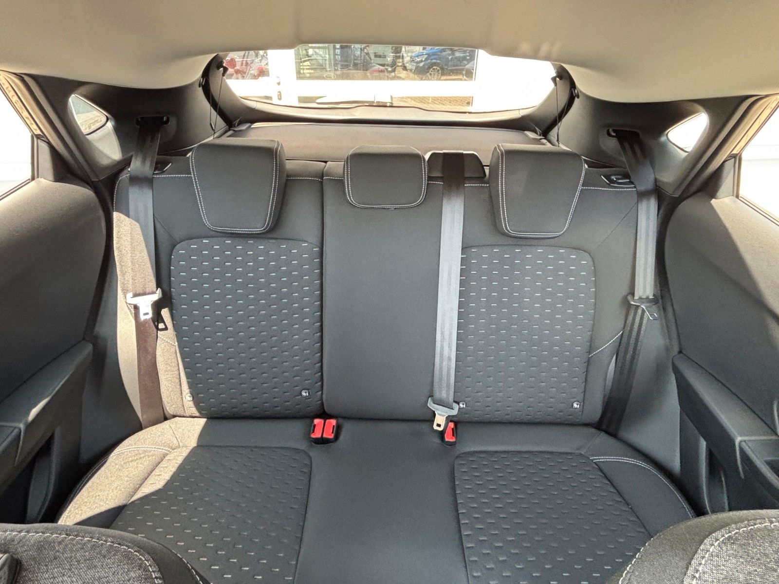 Fahrzeugabbildung Ford Puma Titanium
