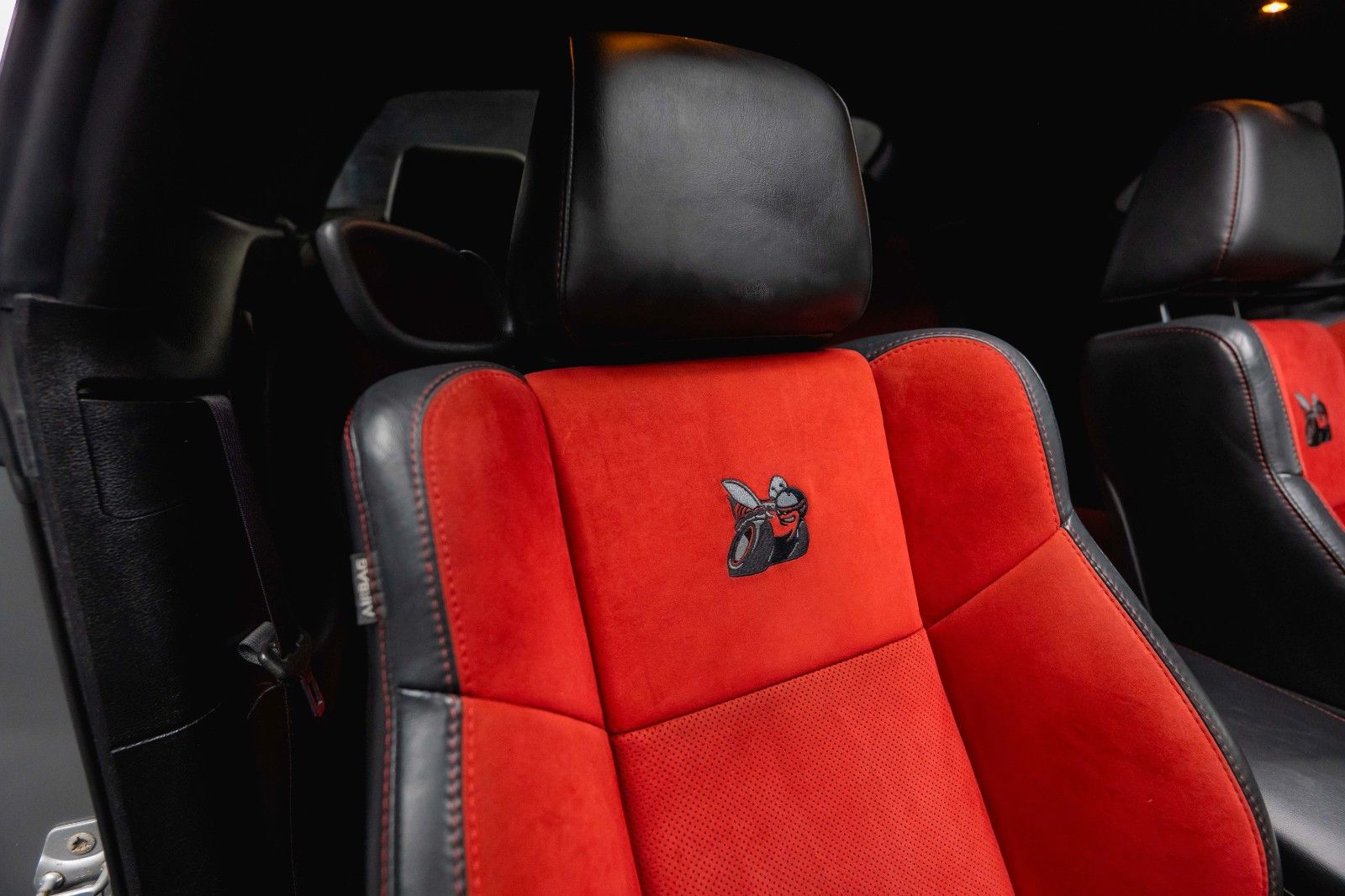 Fahrzeugabbildung Dodge Challenger 6.4 V8 SRT 392 R/T SCAT PACK WIDEBODY