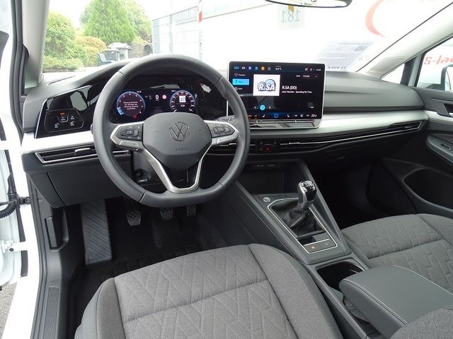 Golf Variant 1.5 TSI Life / Standheizung