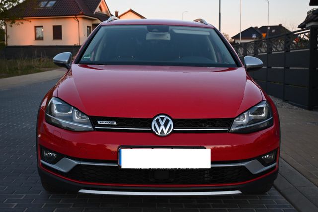 VW Golf 2.0 TDI 135kW DSG 4MOTION BMT Alltrack ...