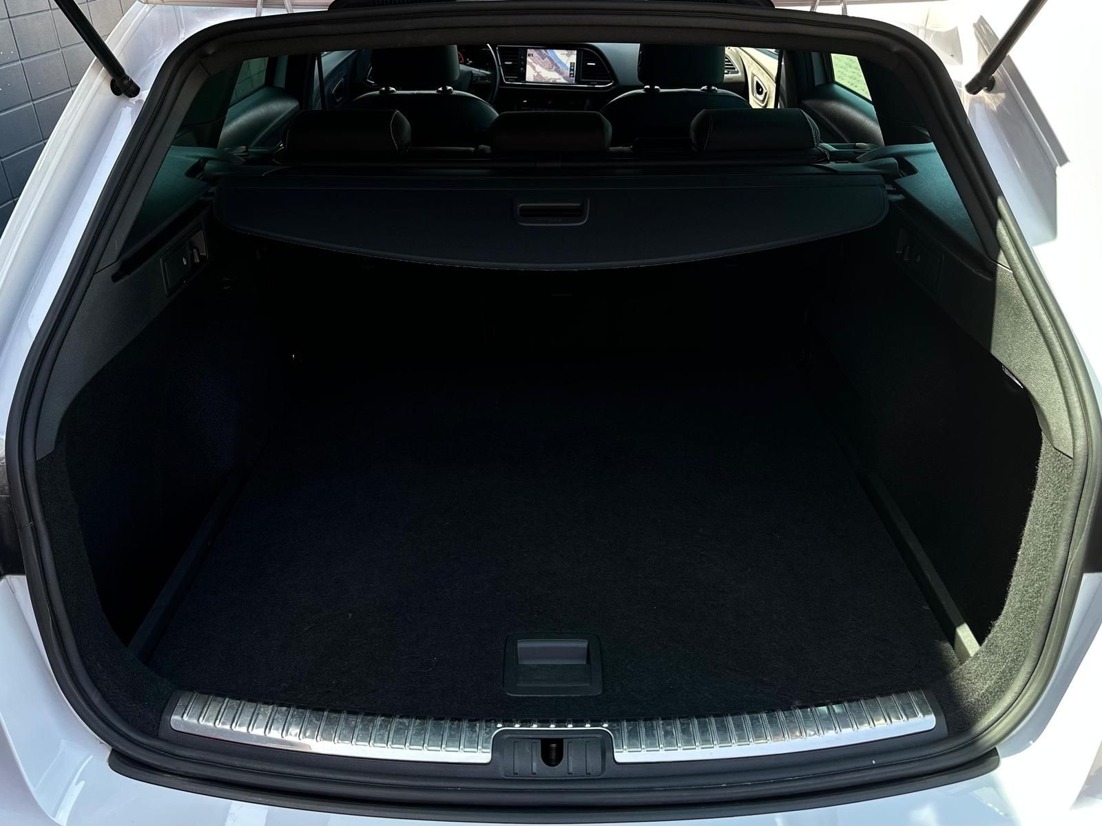 SEAT Leon ST 2.0TSI CUPRA290 LED#ACC#SPUR#NAV#SHZ#CAM - Image 7