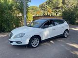 Lancia Delta 1.6 MJT DPF Gold - Lancia Delta: Weiß