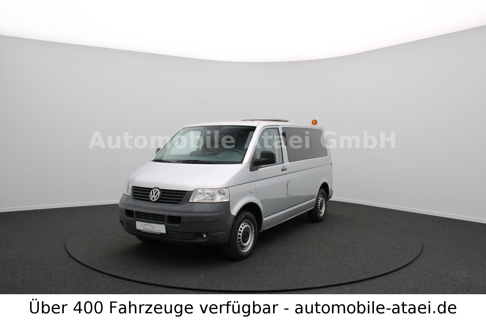 Fahrzeugabbildung Volkswagen T5 Transporter TDI Kombi *Behörde/Camper* (1263)