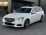 Mercedes-Benz E200 CDI AVANTG/STANDHEI/NAVI/LED/SCHECKHEFT/SHZ - Mercedes-Benz E 200: Cdi
