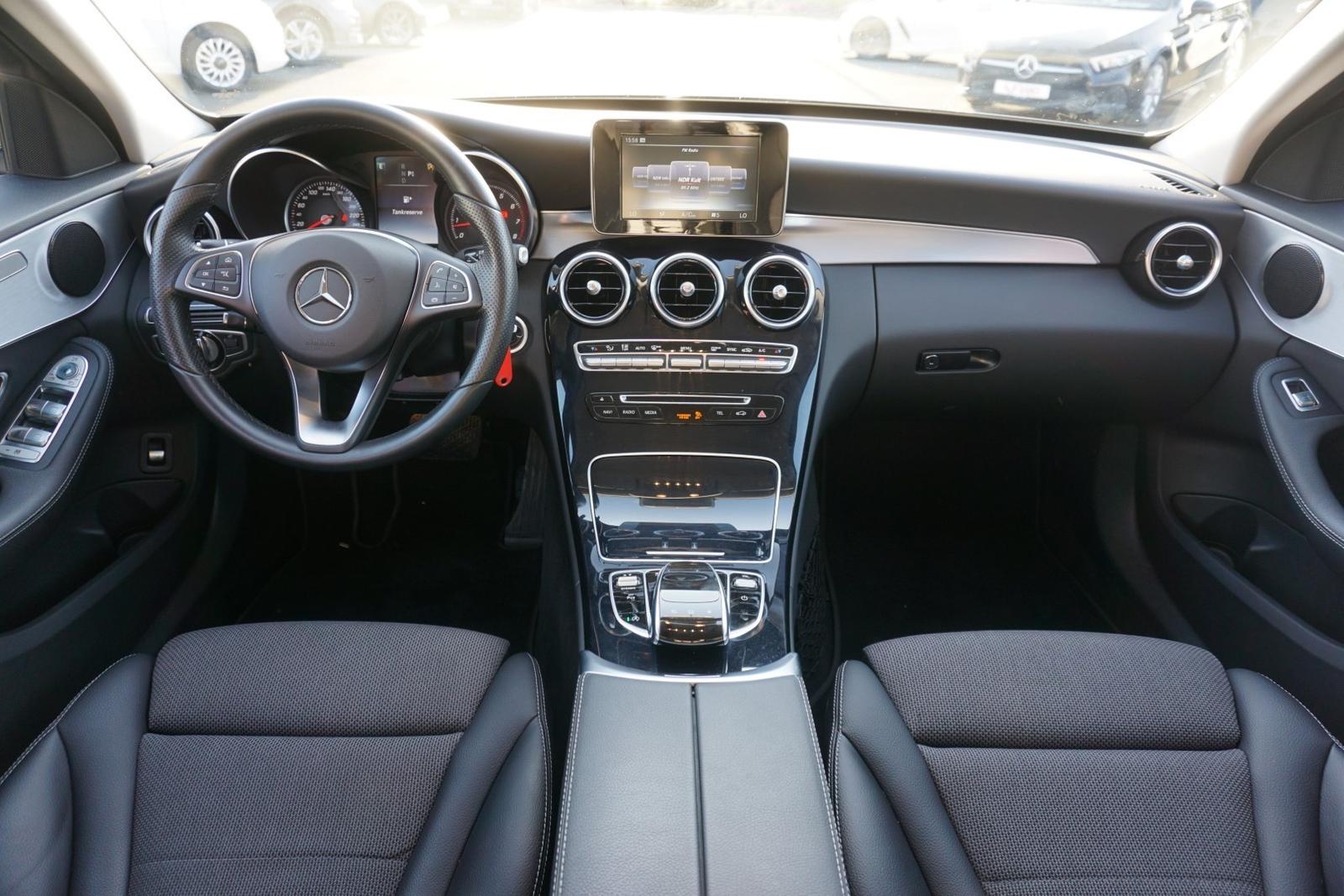 Mercedes-Benz C250 T Avantgarde LED Navi el. Heckklappe PDC