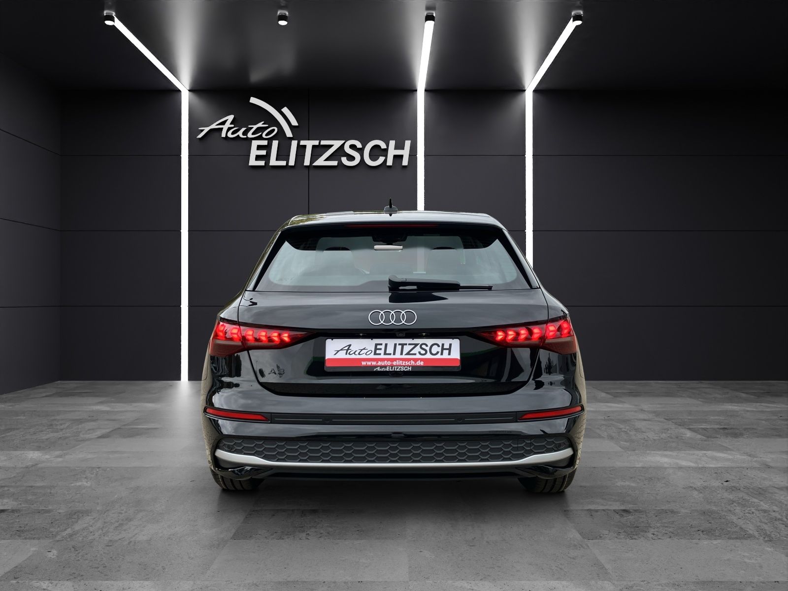Fahrzeugabbildung Audi A3 Sportback TFSI advanced LED ACC NAVI RFK