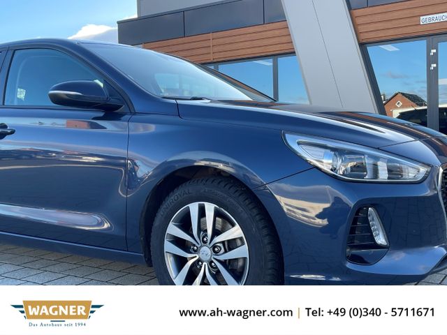 Hyundai i30 Trend 1.6 CRDi Sitzheizung Tempomat