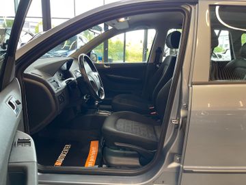 Skoda Fabia Combi Elegance Aut. *KLIMA*SHZ*TÜV*