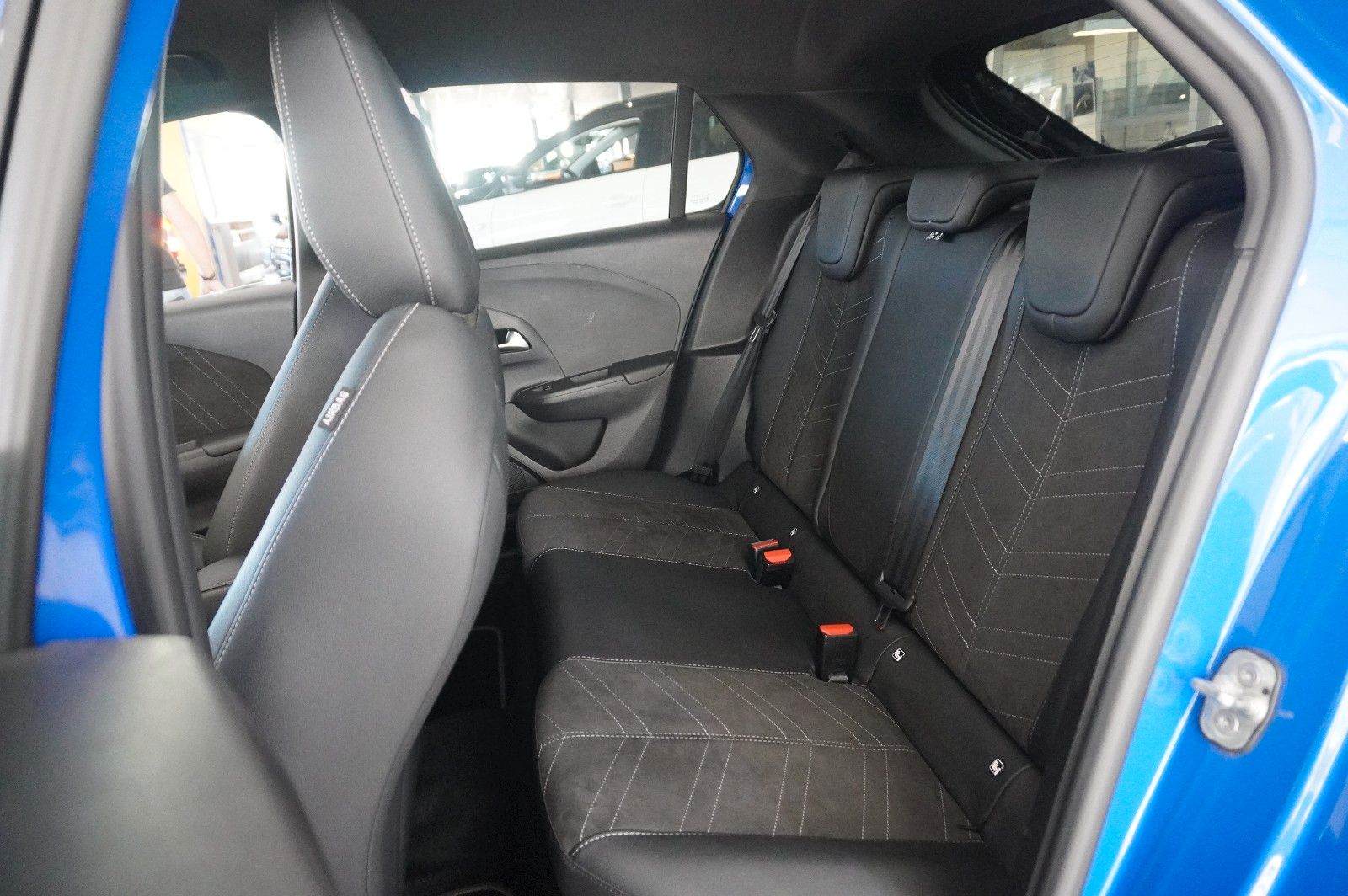 Fahrzeugabbildung Opel Corsa-e F ULTIMATE 3-PHASIG NAVI/LED/KAMERA/DAB+