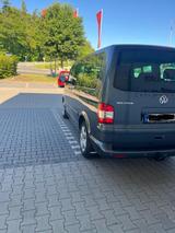 Volkswagen Multivan T5 zu verkaufen - VW T5 Multivan in Wiesbaden