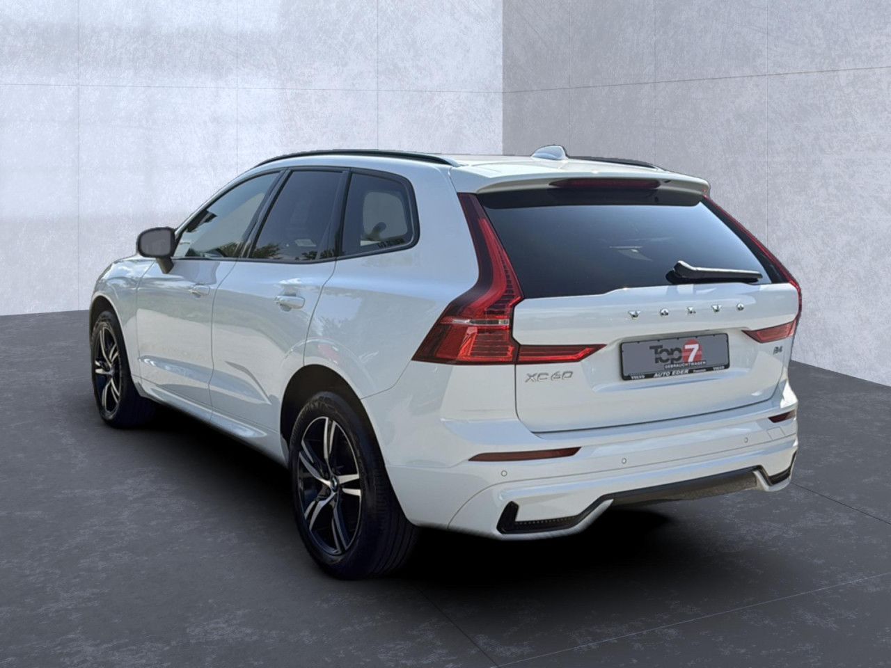 Volvo XC 60 R Design 2WD Bluetooth Navi LED Klima foto 3
