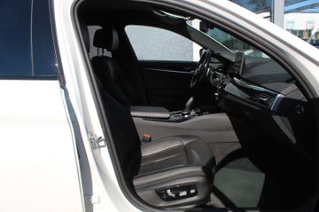 Fahrzeugabbildung BMW 540 d xDrive M Sport Laser HeadUp Massage 20"