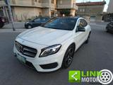 Mercedes-Benz MERCEDES-BENZ GLA 220 4MATIC Premium AMG Night E - Mercedes GLA 220 mit Halbautomatikschaltung