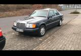 Mercedes-Benz Mercedes E280 Top Zustand - Mercedes-Benz E 280 aus 1993