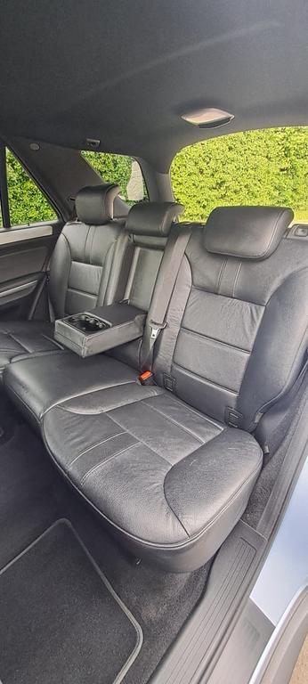 Mercedes-Benz ML 300