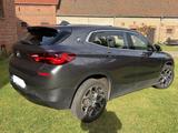 BMW X2 sDrive 18i Advantage Paket Plus   - BMW X2 von privat