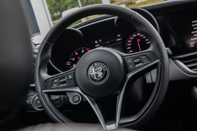 Fahrzeugabbildung Alfa Romeo Giulia 310PS ROTIFORM KW CARBON RAGAZZON
