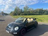 Volkswagen New Beetle 2.0 Auto Cabriolet Standard - Volkswagen New Beetle Standard mit Benzin-Antrieb