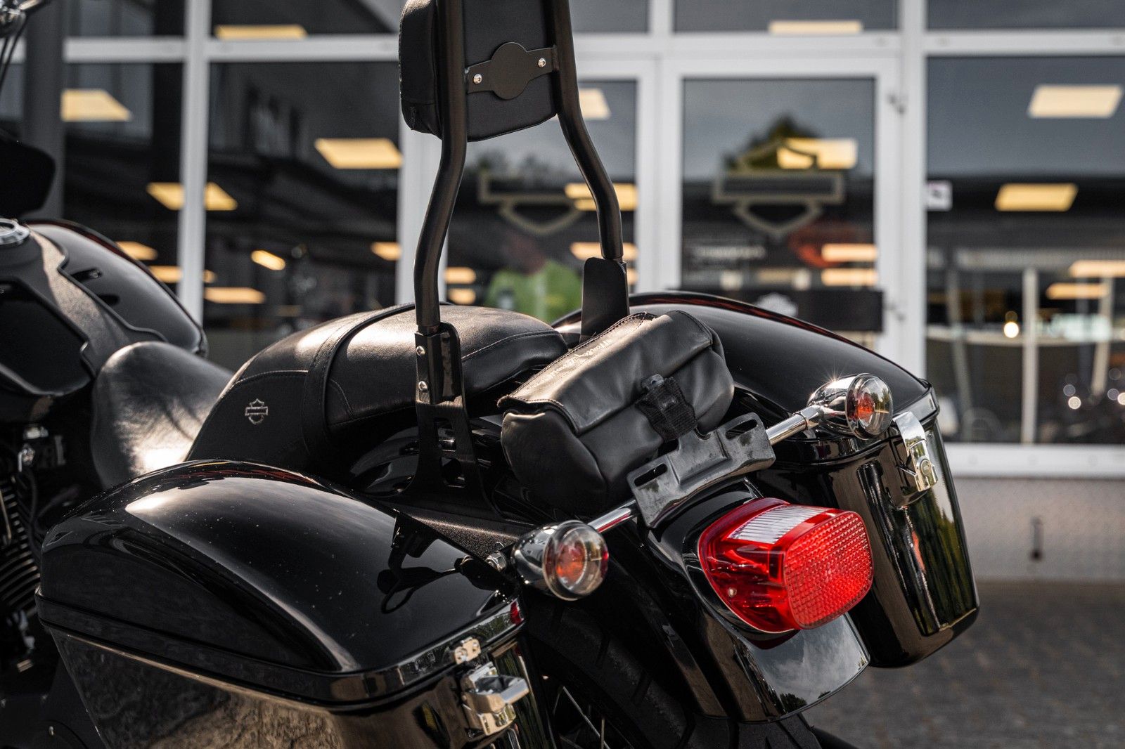 Fahrzeugabbildung Harley-Davidson DYNA SUPER GLIDE SPORT FXDX - CLUBSTYLE 88 TC