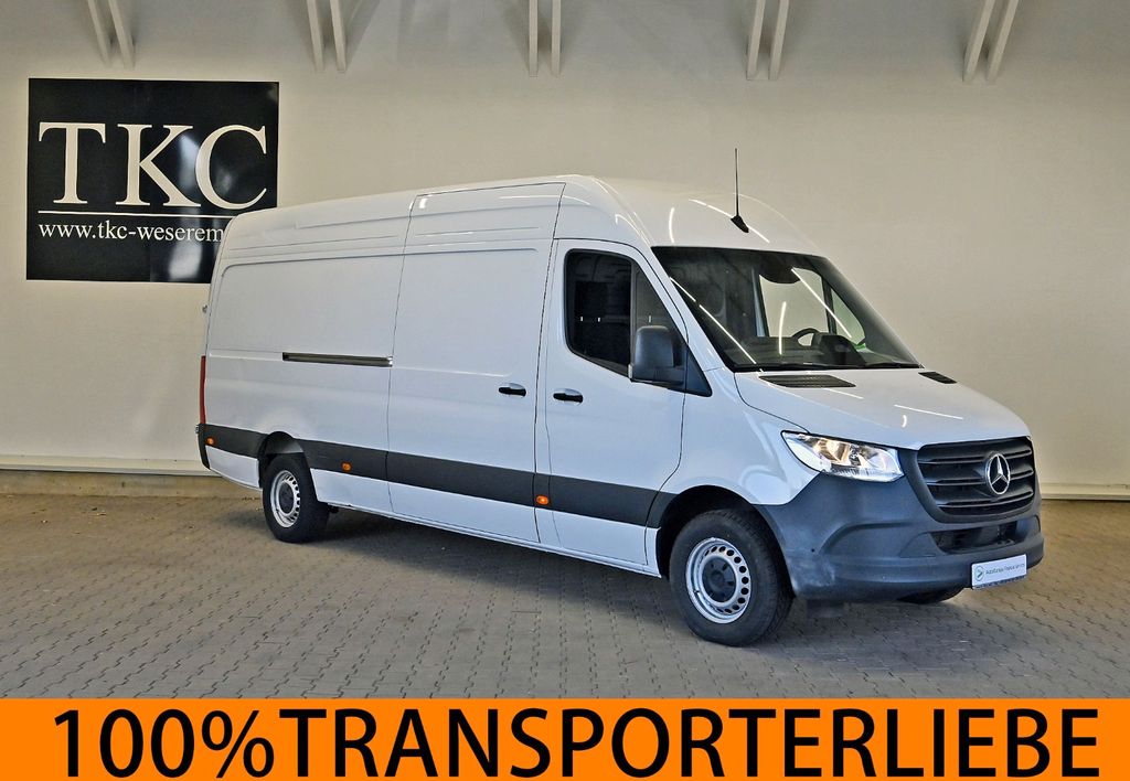 Image of Mercedes-Benz Sprinter