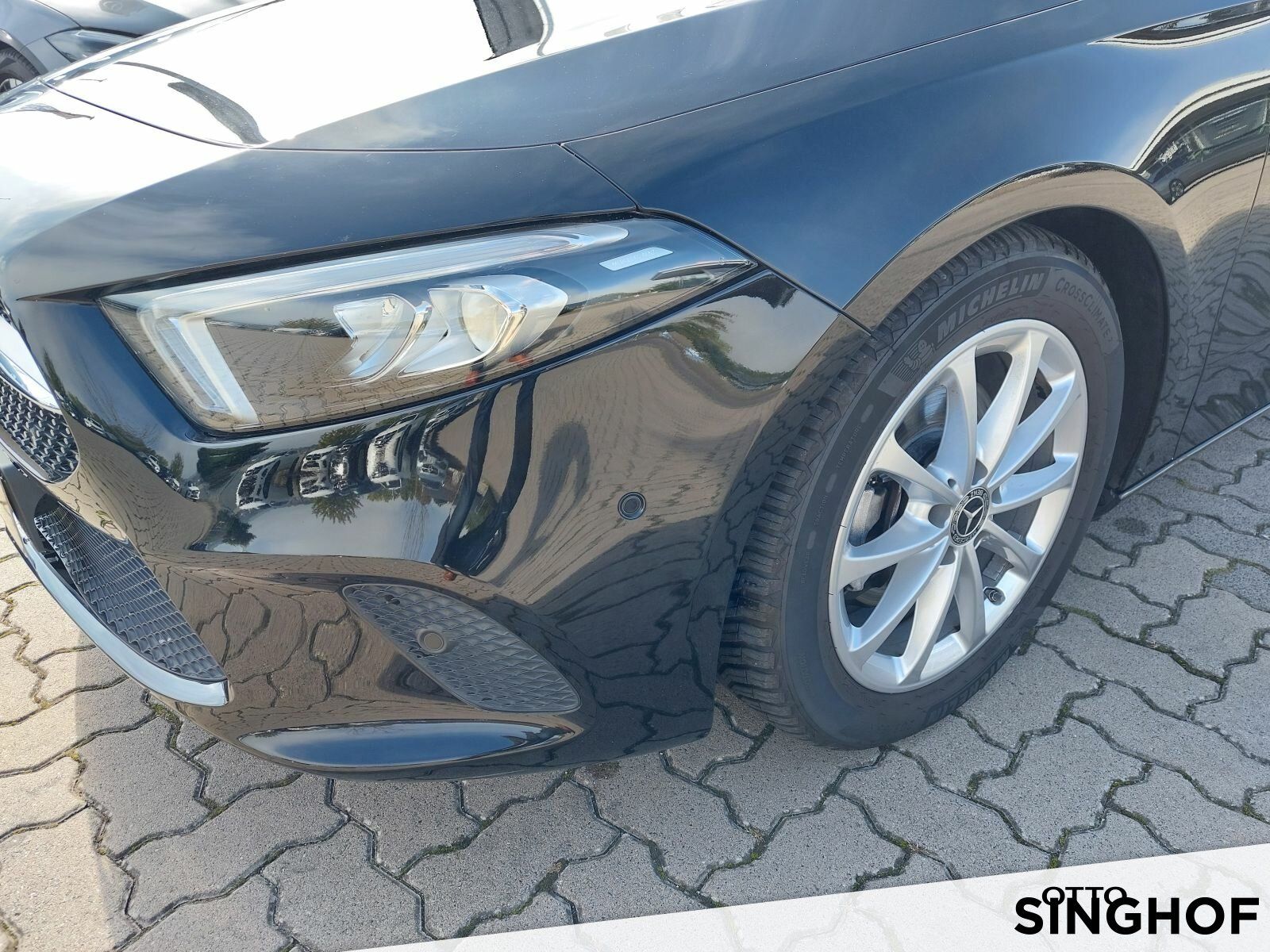 Fahrzeugabbildung Mercedes-Benz A 200 Progressive Pano+AHK+LED+Memory Sitze+TOTW